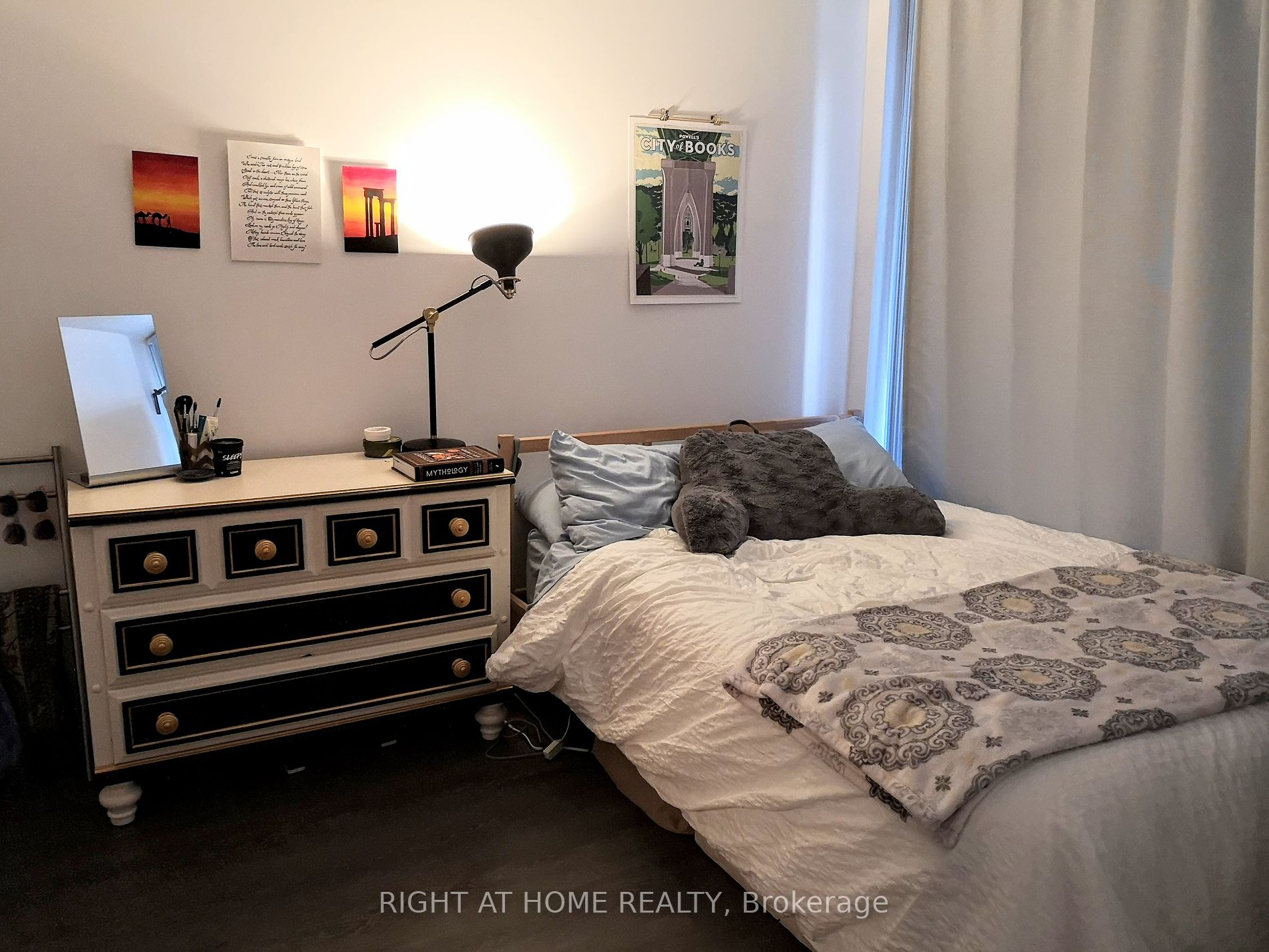 36 Lisgar St 1515 W