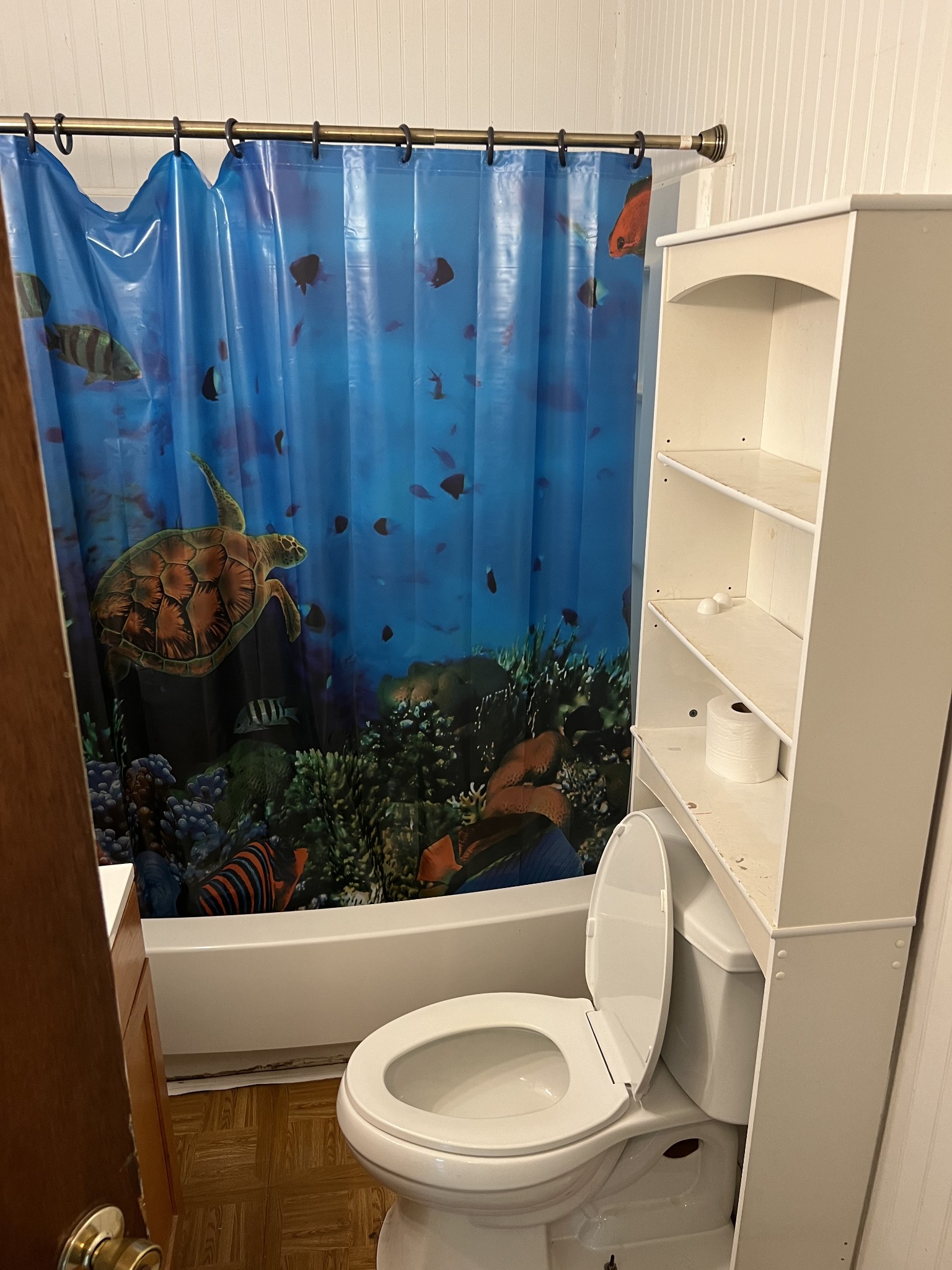 350 Lagoon Dr