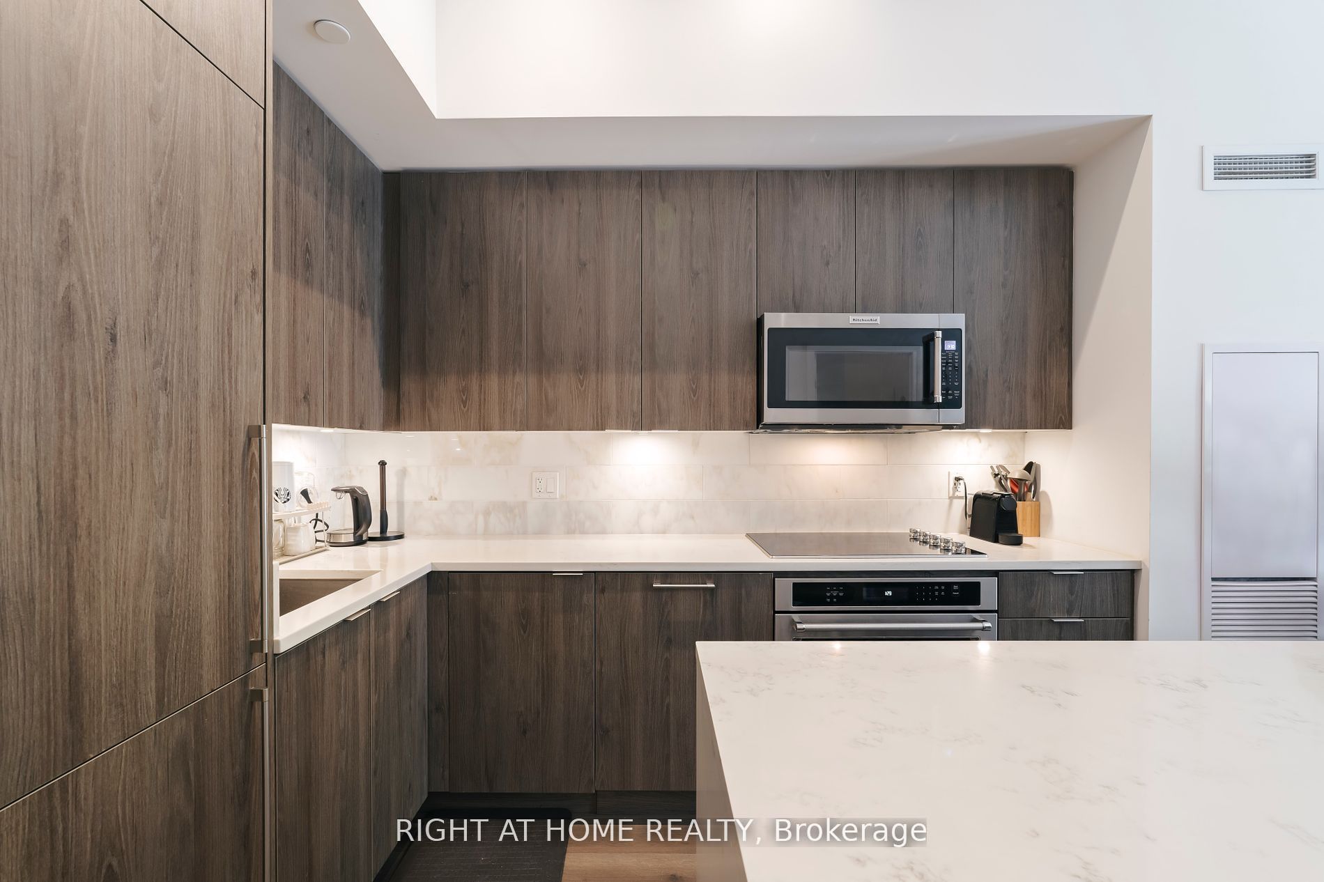 38 Iannuzzi St 111