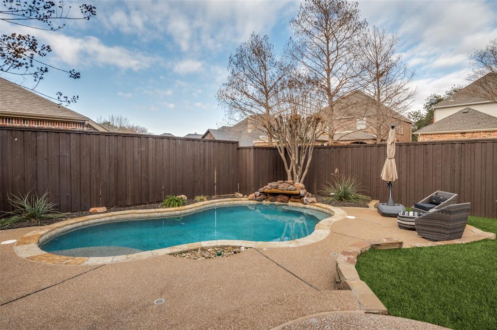 4402 Voyager Drive