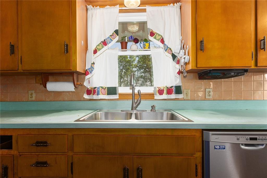 9382 N Cookingham Drive