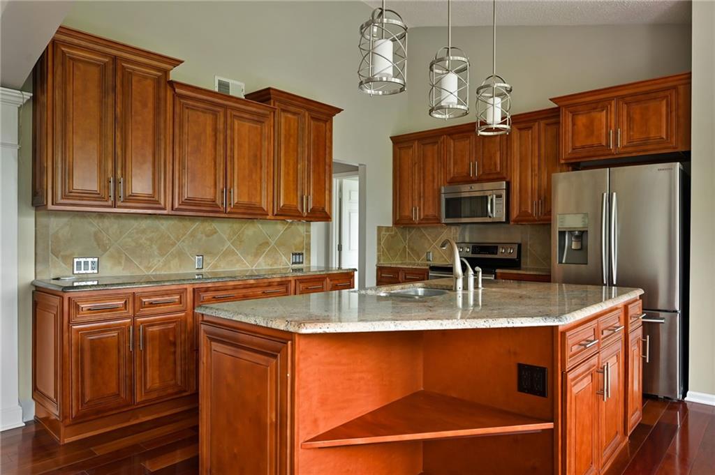 9201 N Charlotte Court