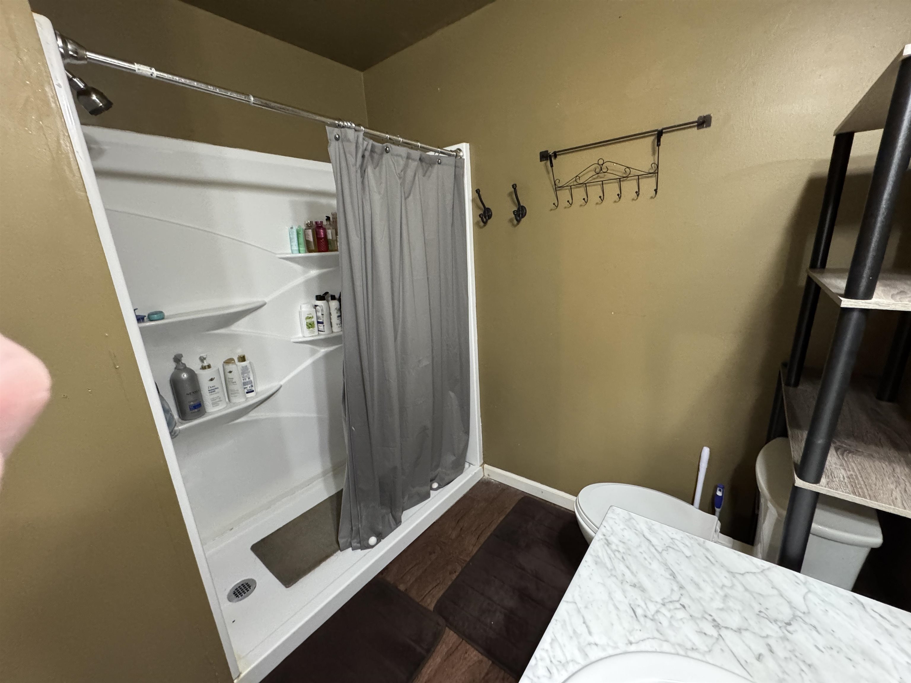 2421 S Yellowstone St