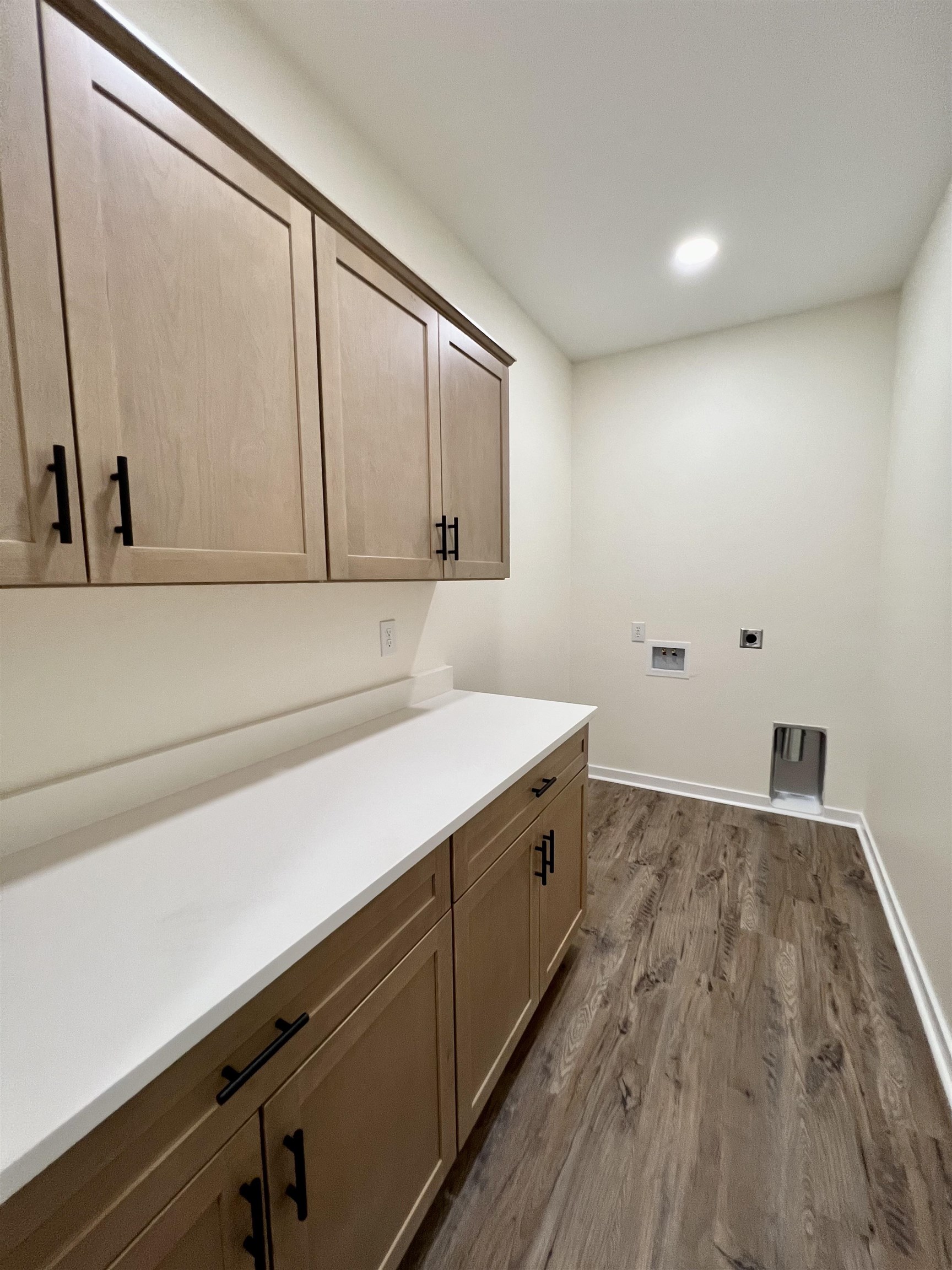 208 Castle Pines Dr