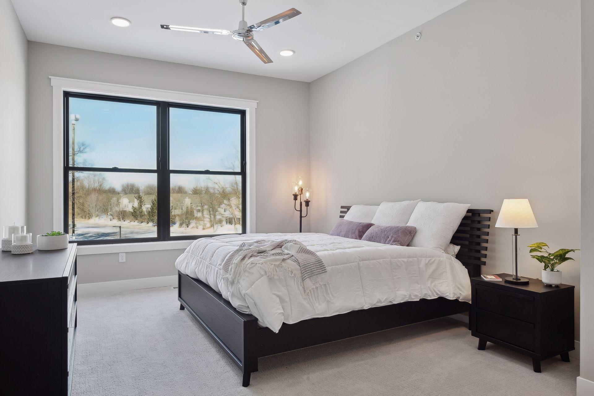 5734 Shady Oak Road S 12