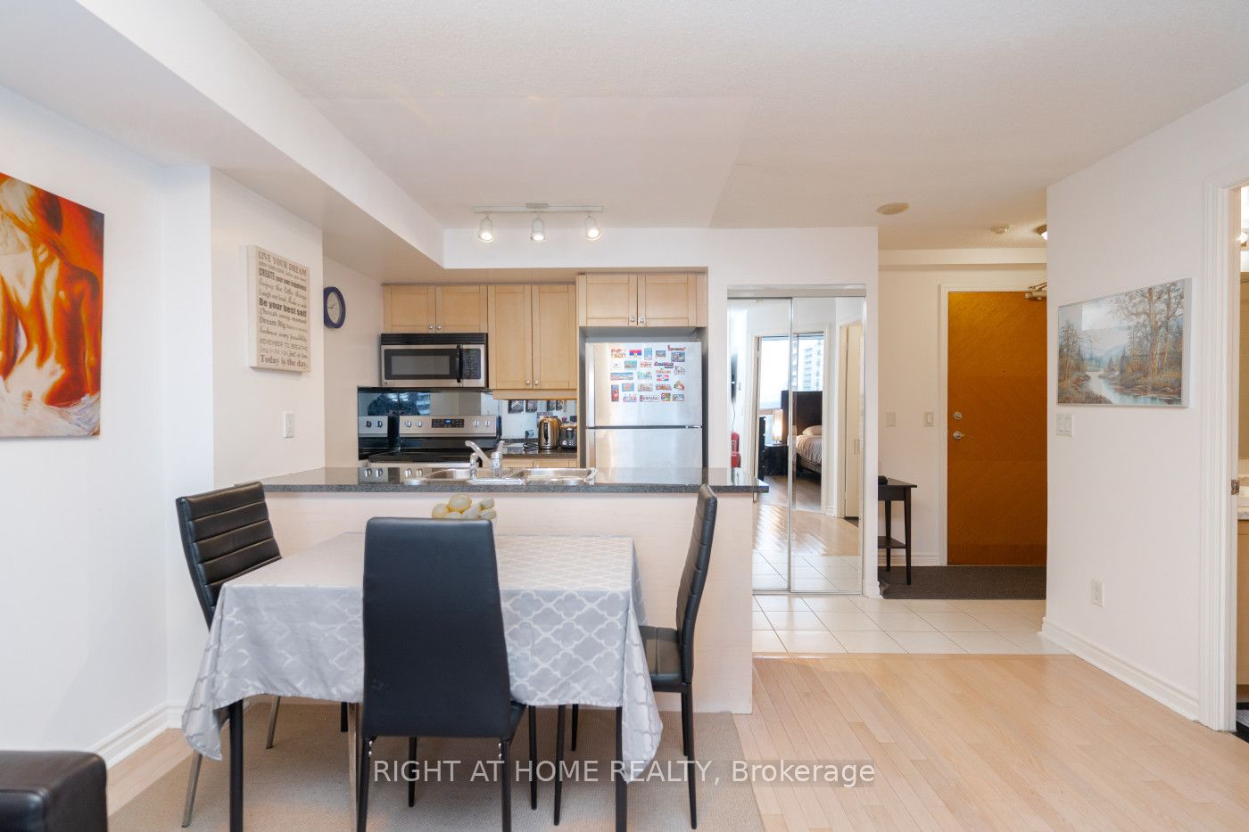 70 High Park Ave 1504
