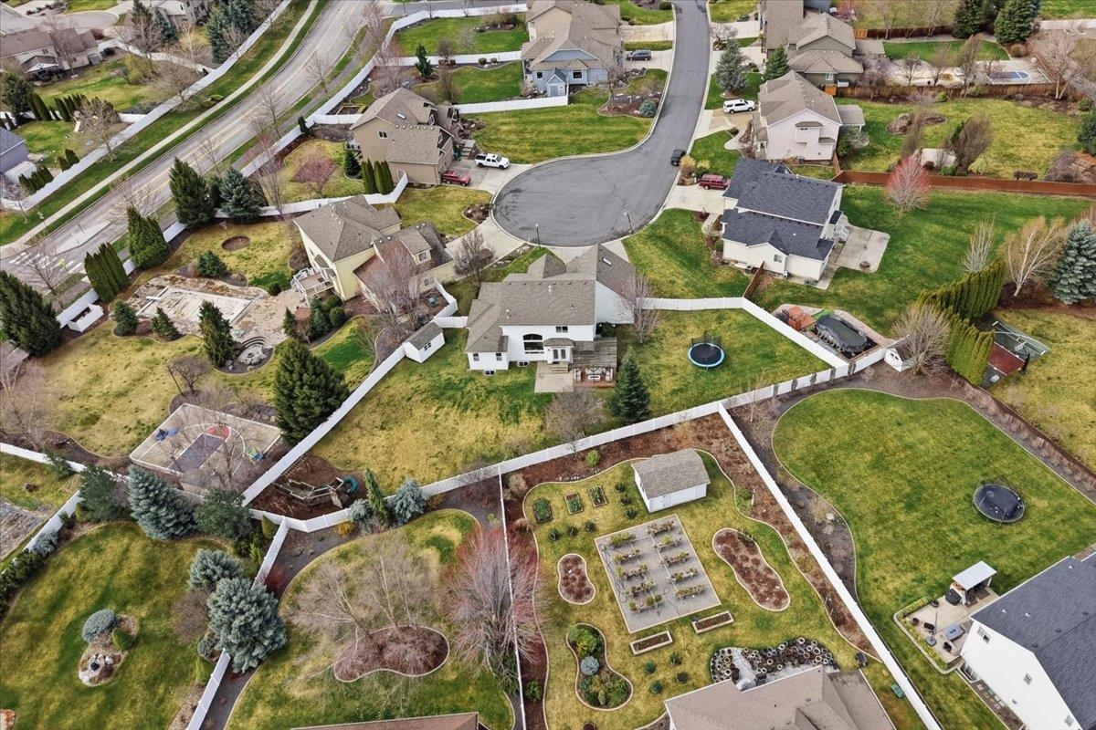 17405 E Morningside Ln