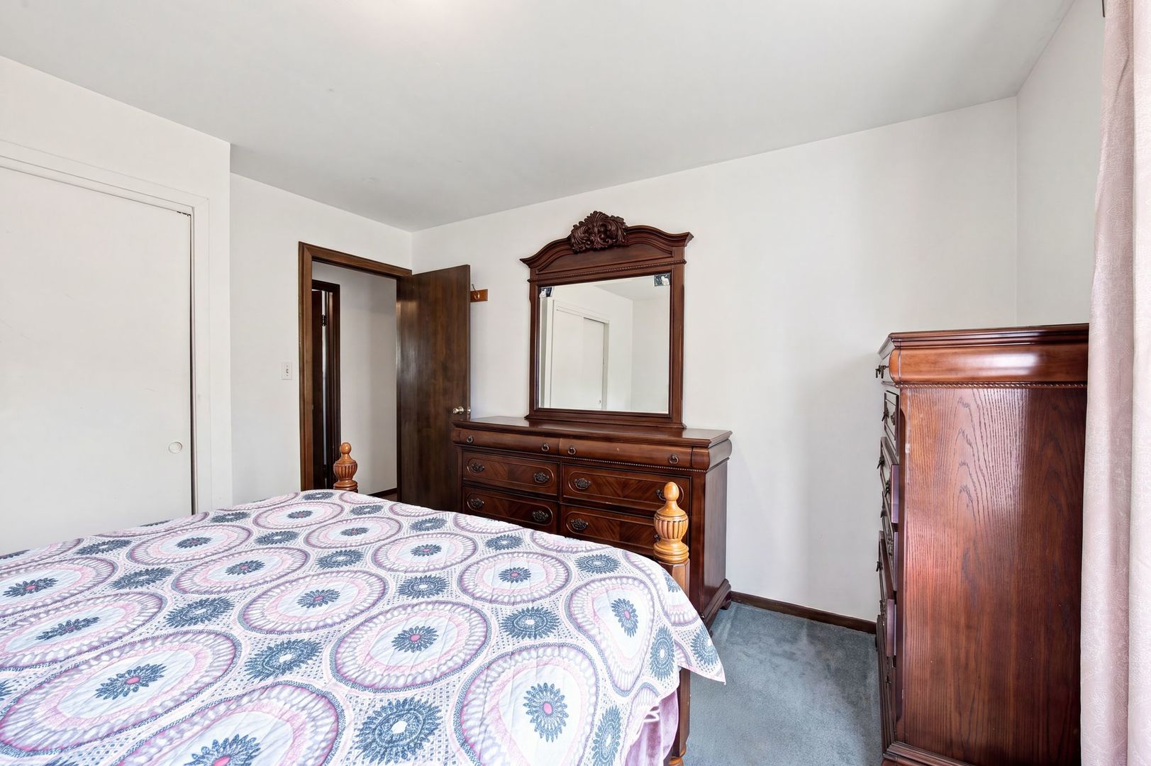1725 Evergreen Avenue