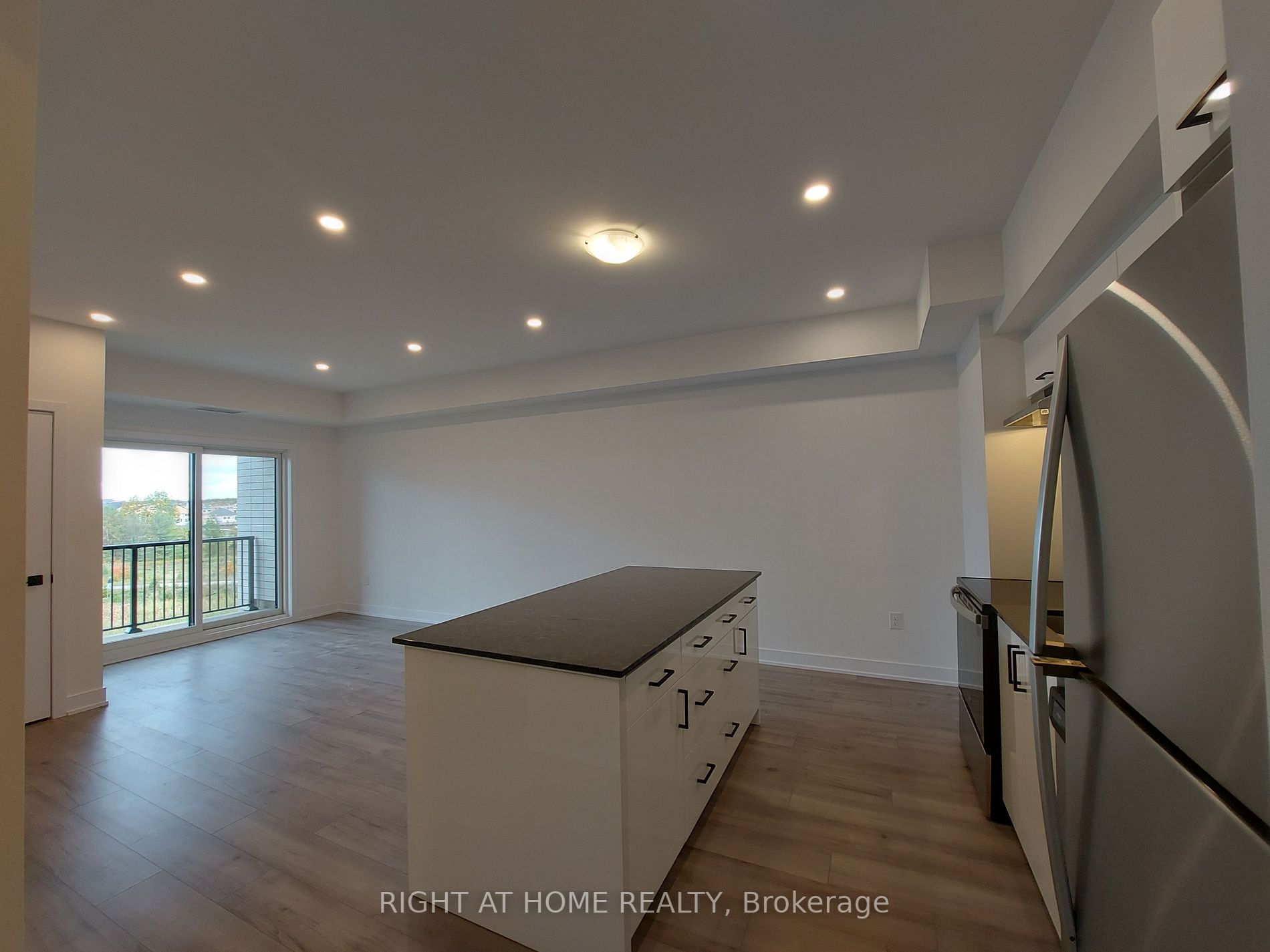 1 Chef Lane 304