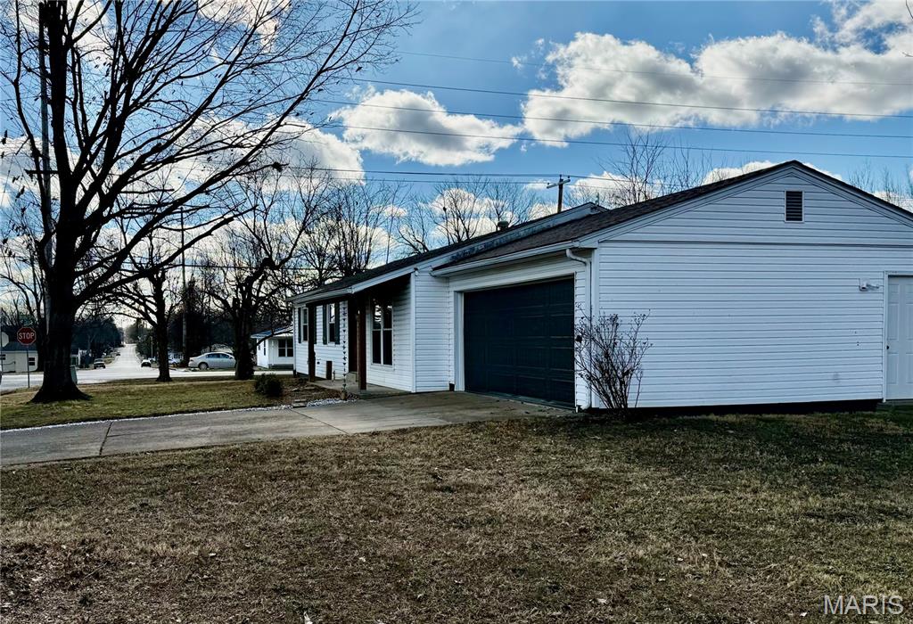 101 Meadowbrook Drive
