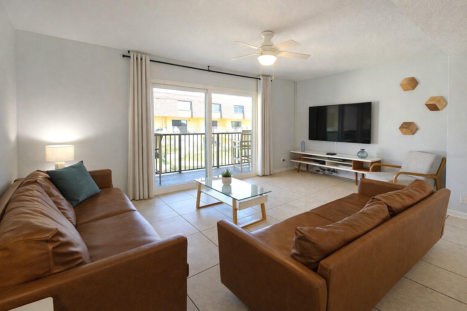 5200 Ocean Beach Boulevard 213