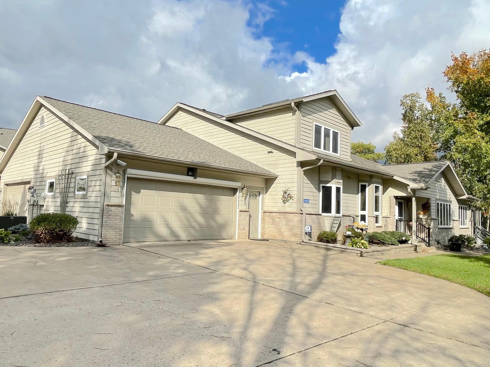25528 Lonesome Pine Trail
