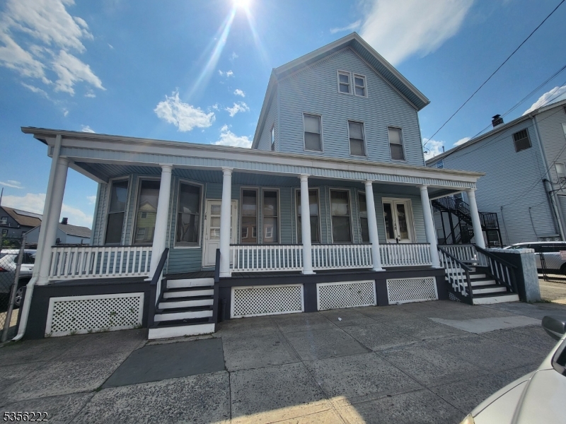 126 E Jersey St