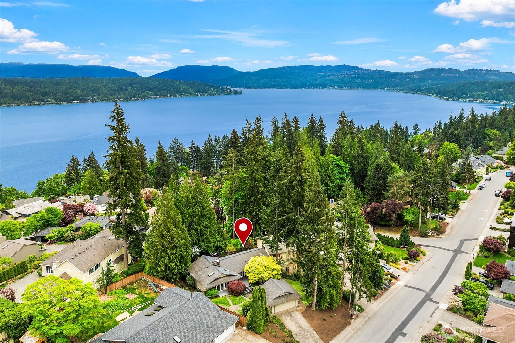 Bellevue - 1516  184th Avenue NE