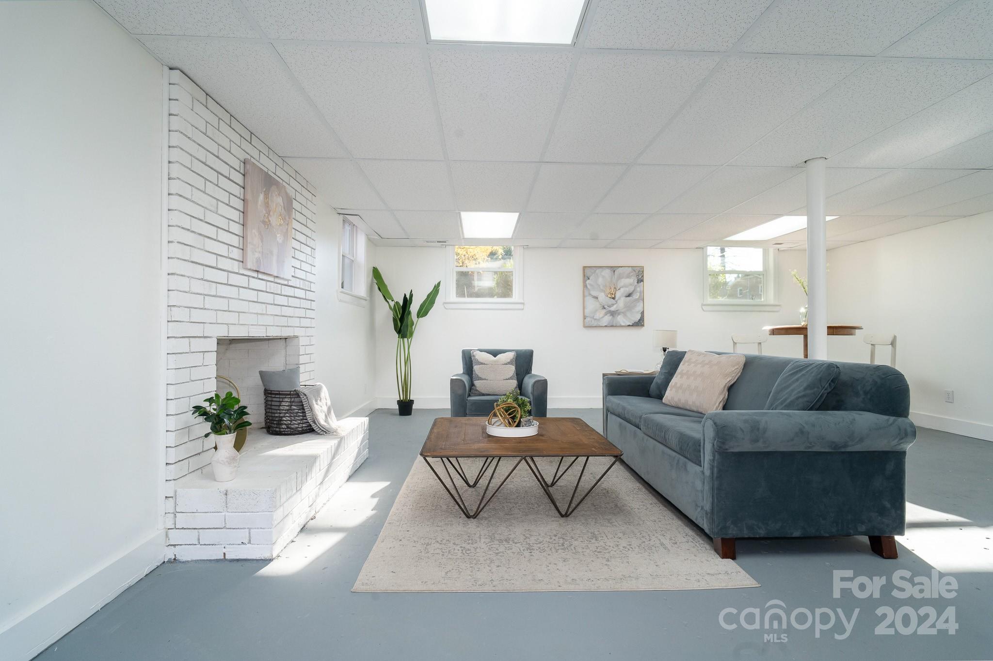 2594 Cedar Valley Drive