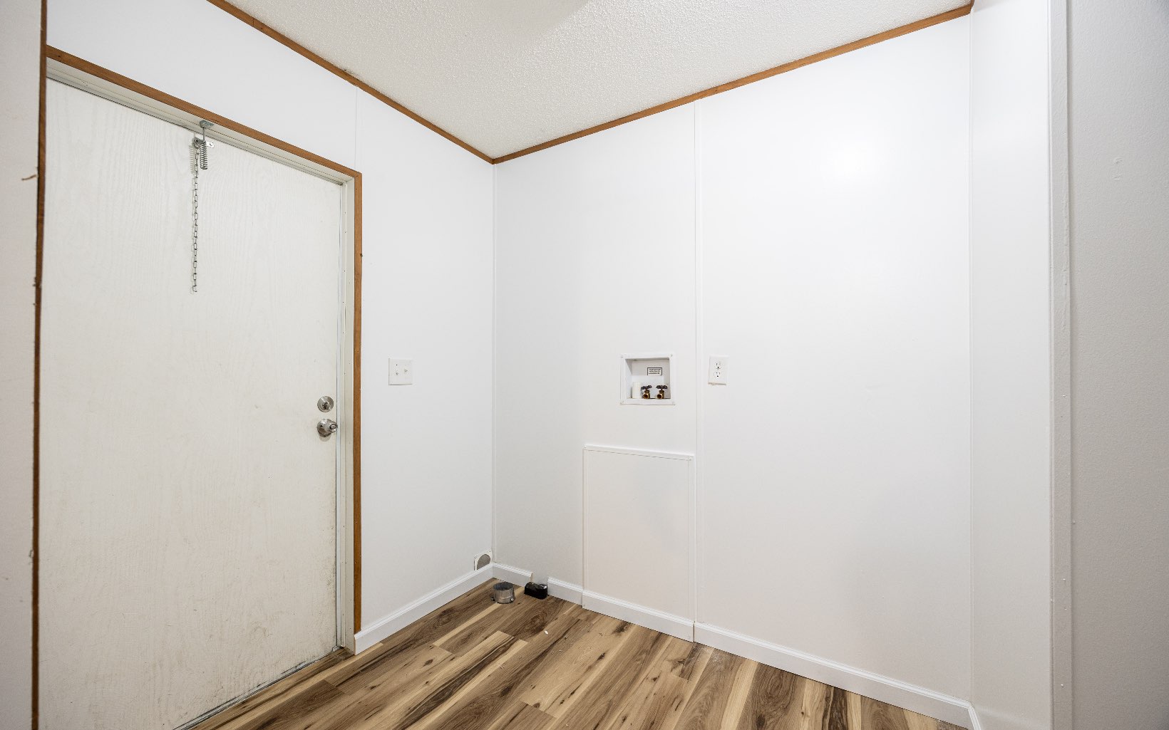 1935 NE Shady Oaks Rd