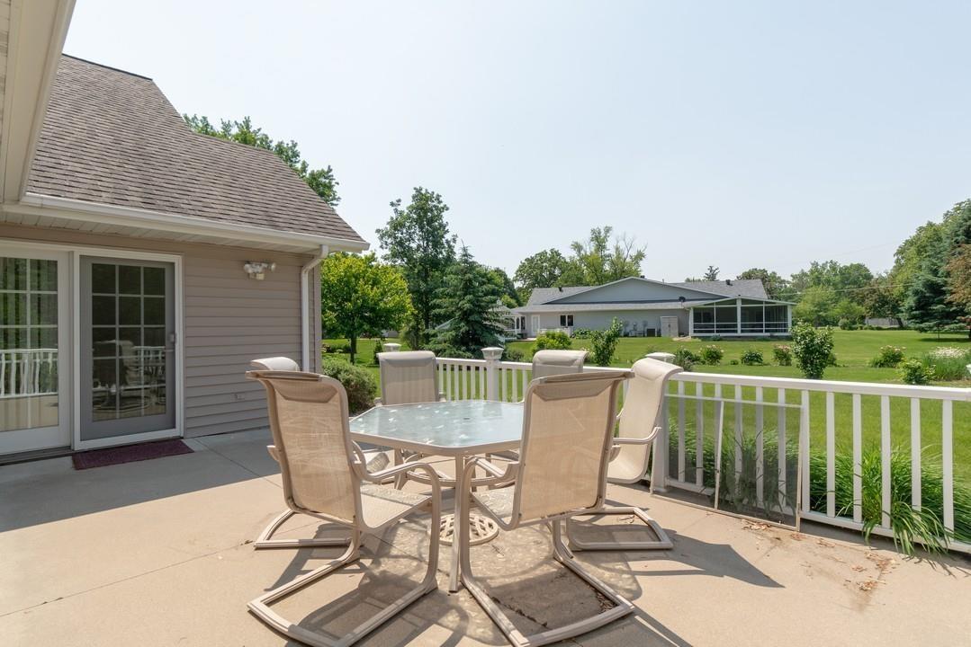 212 Cedar Circle
