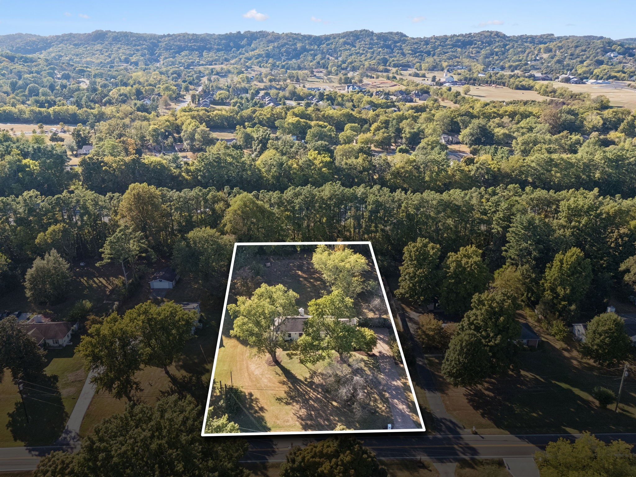 1313 Lipscomb Dr