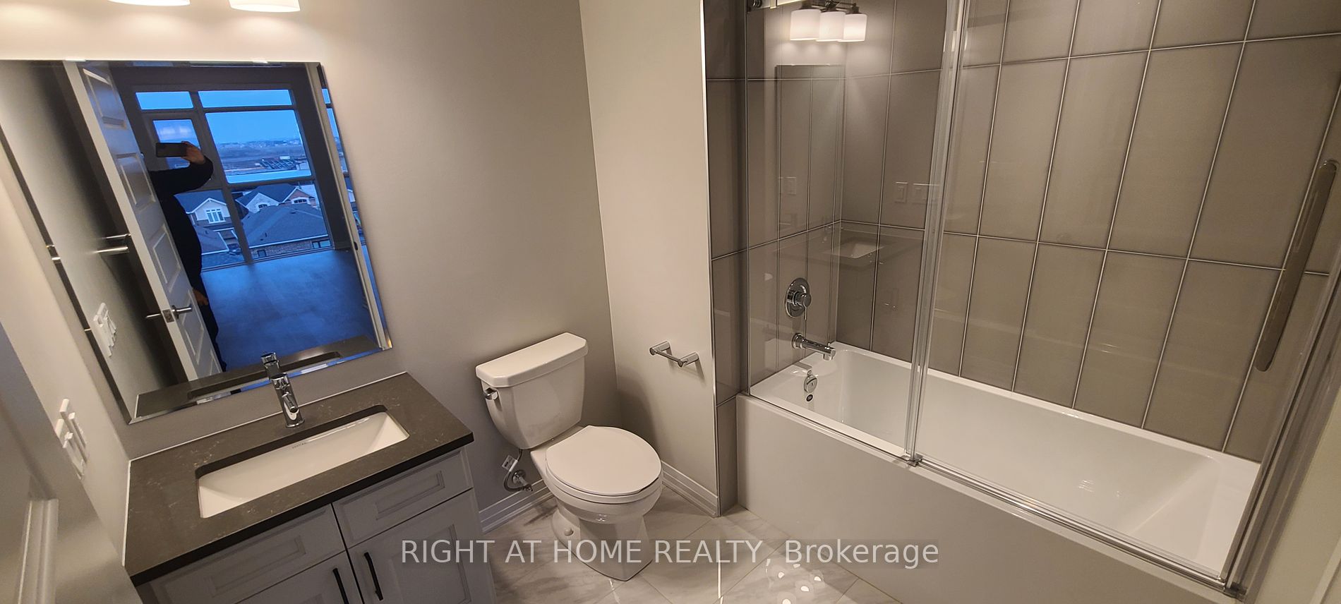 460 Gordon Krantz Ave 506