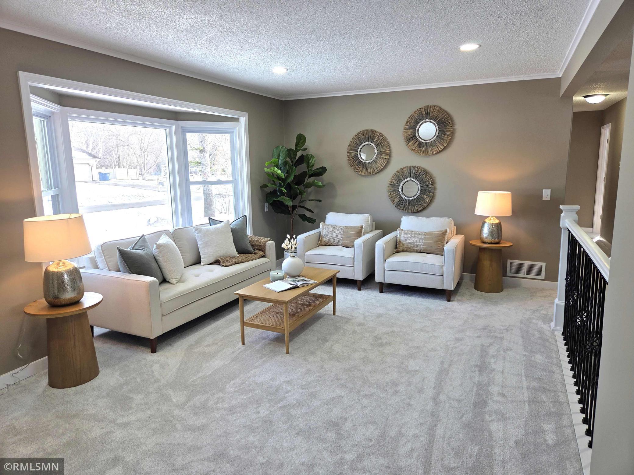 11209 Independence Avenue N