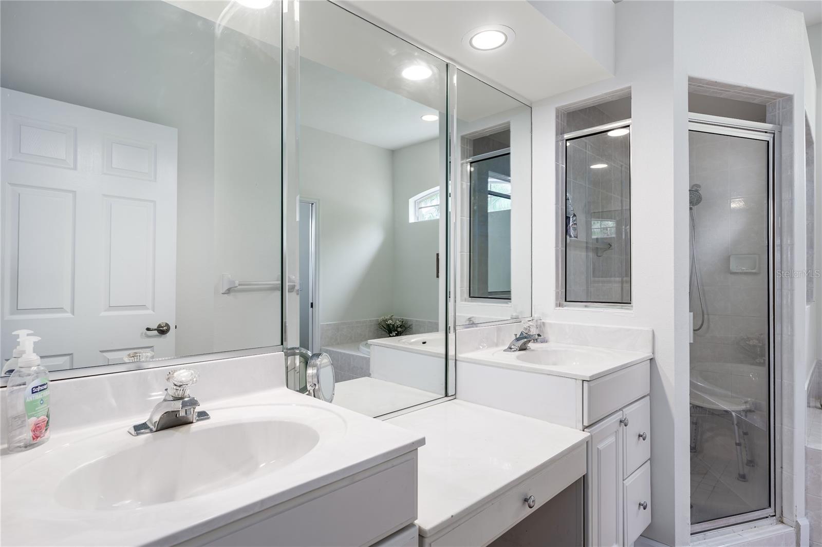 11206 Pine Lilly Place