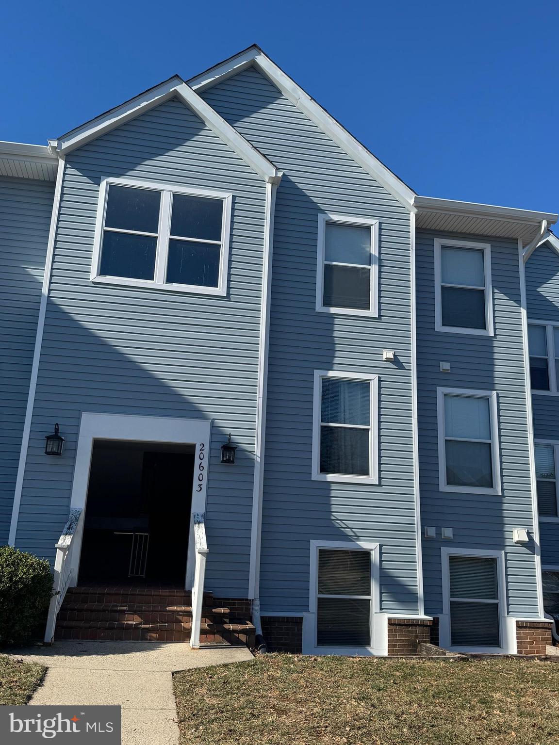 20603 Cornstalk Terrace 302, Ashburn, VA 20147