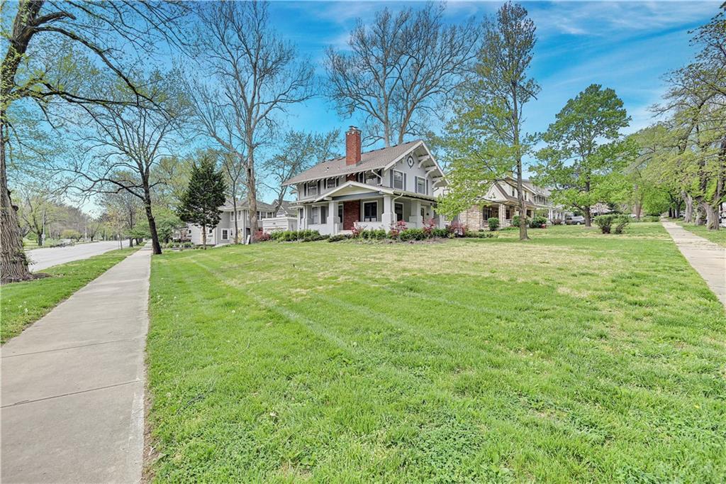 5600 Brookside Boulevard