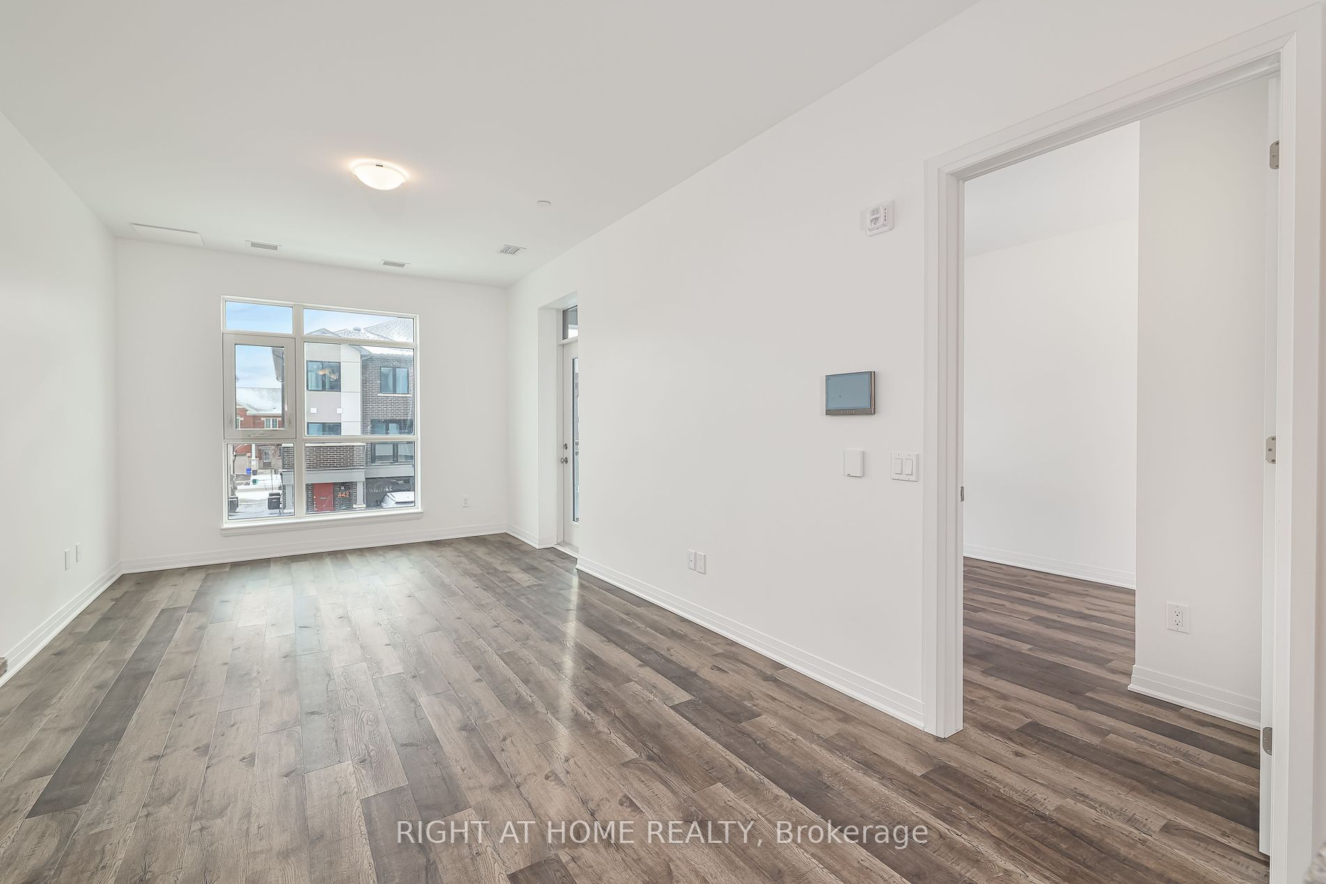 470 Gordon Krantz Ave 217