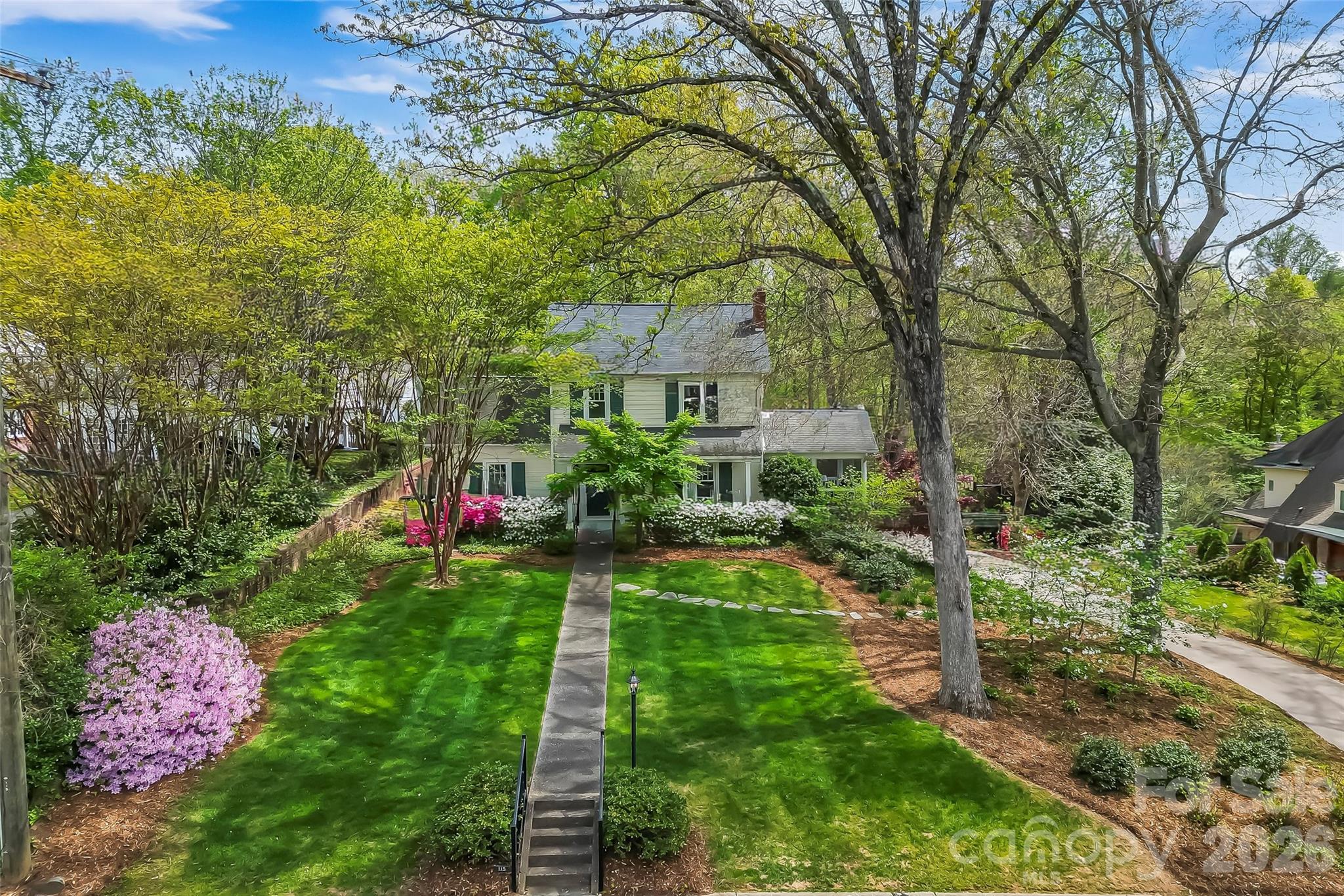 115 Riverside Court