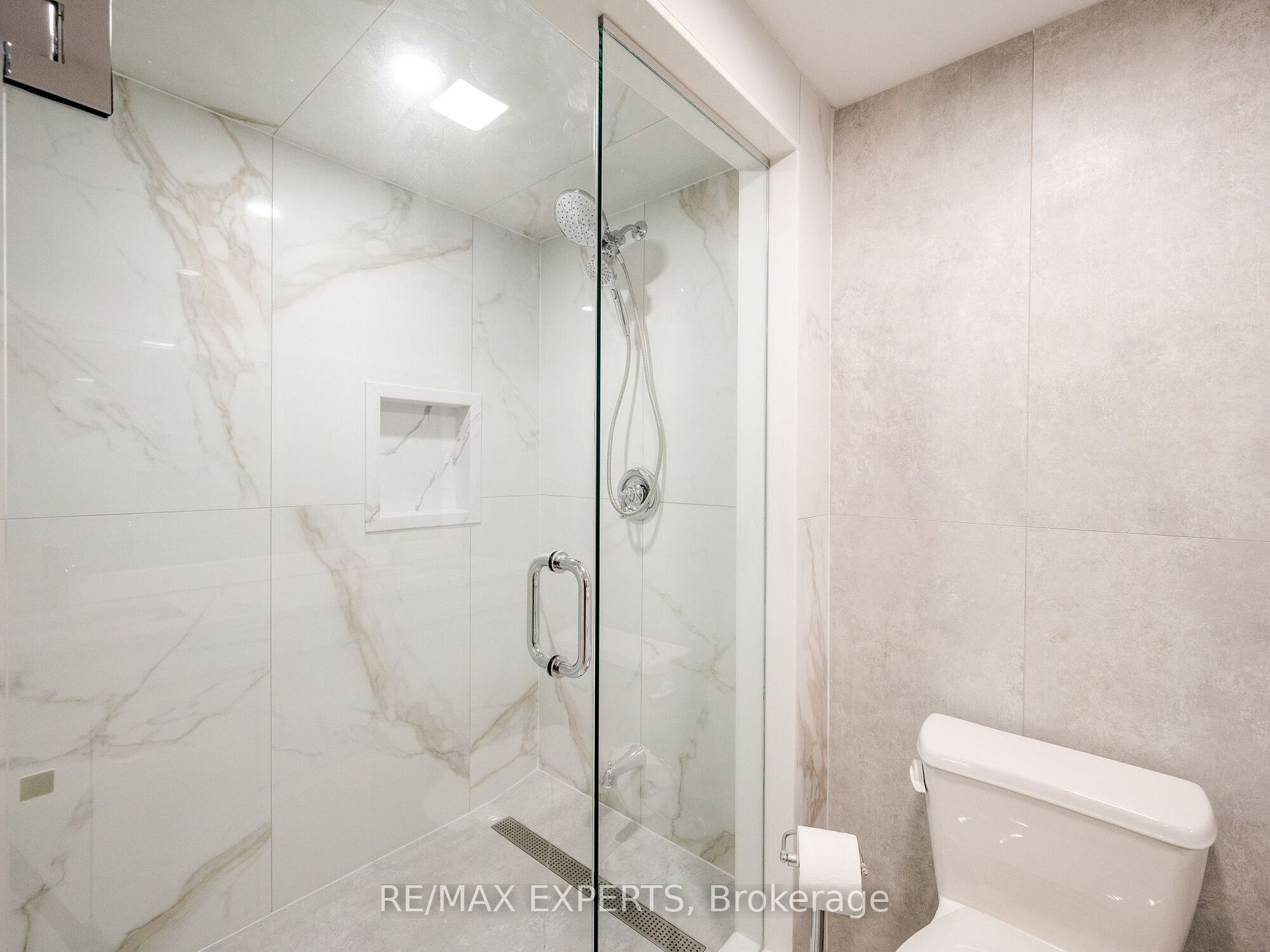 222 Chancellor Dr