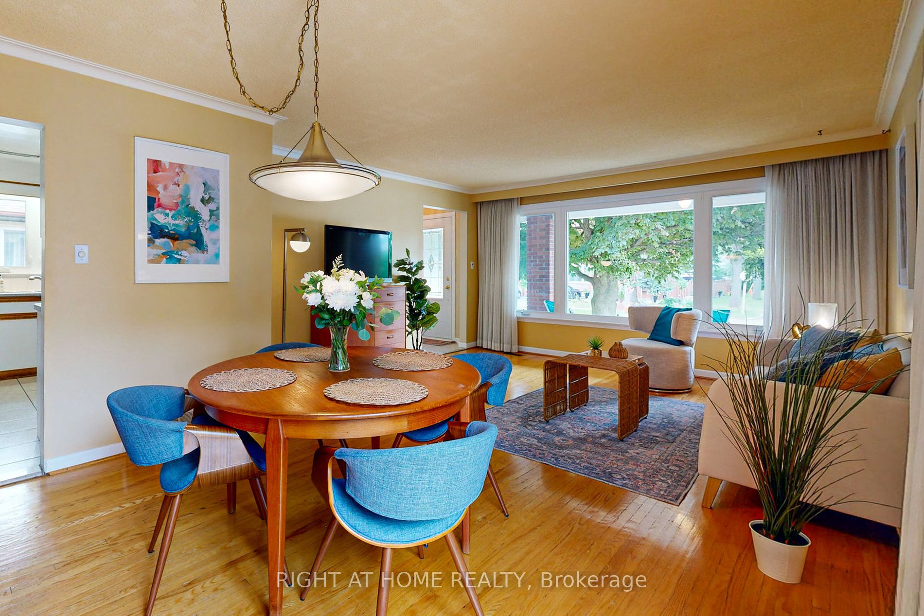 220 Homewood Ave