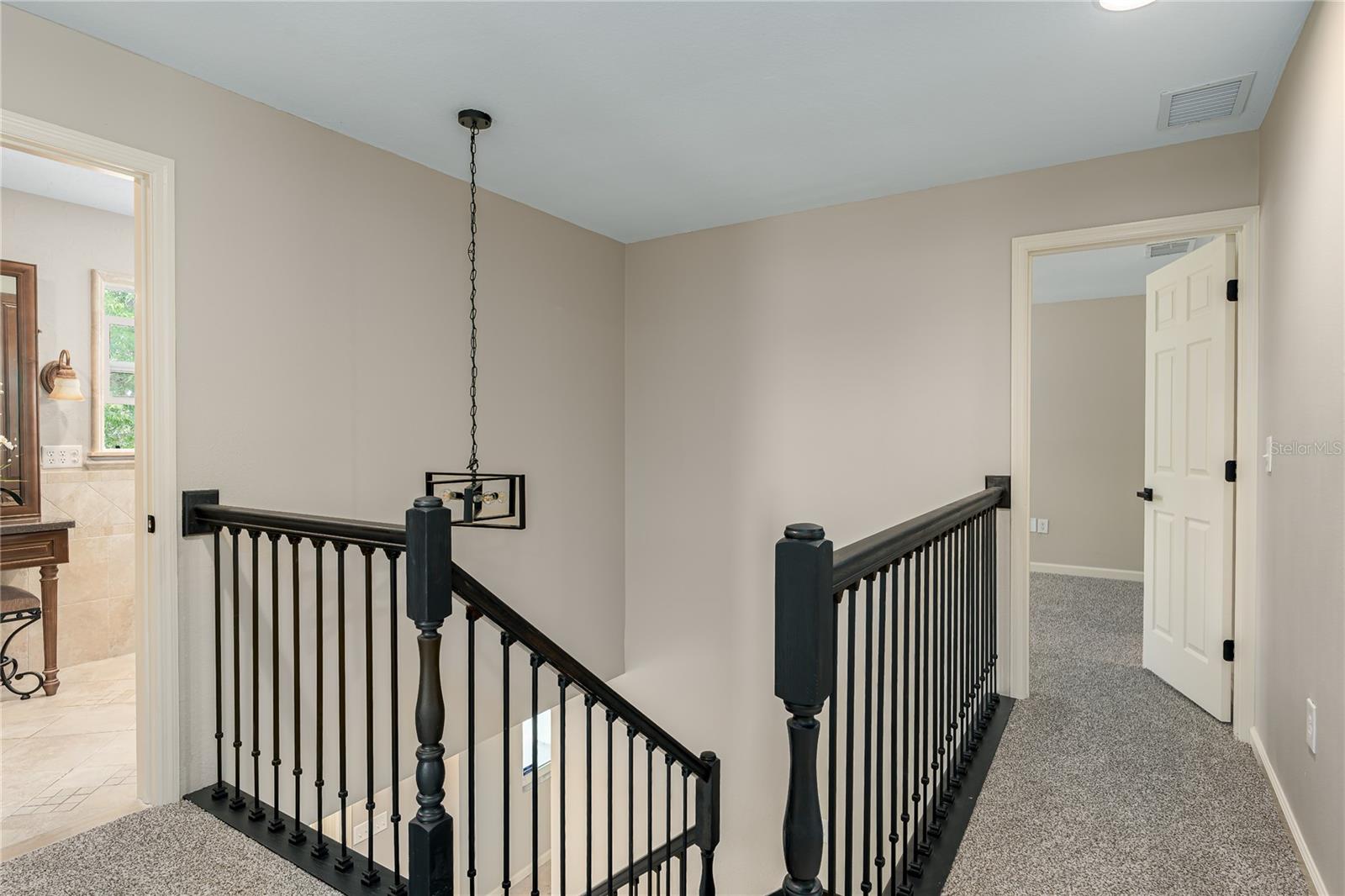 5403 Red Rooster Road