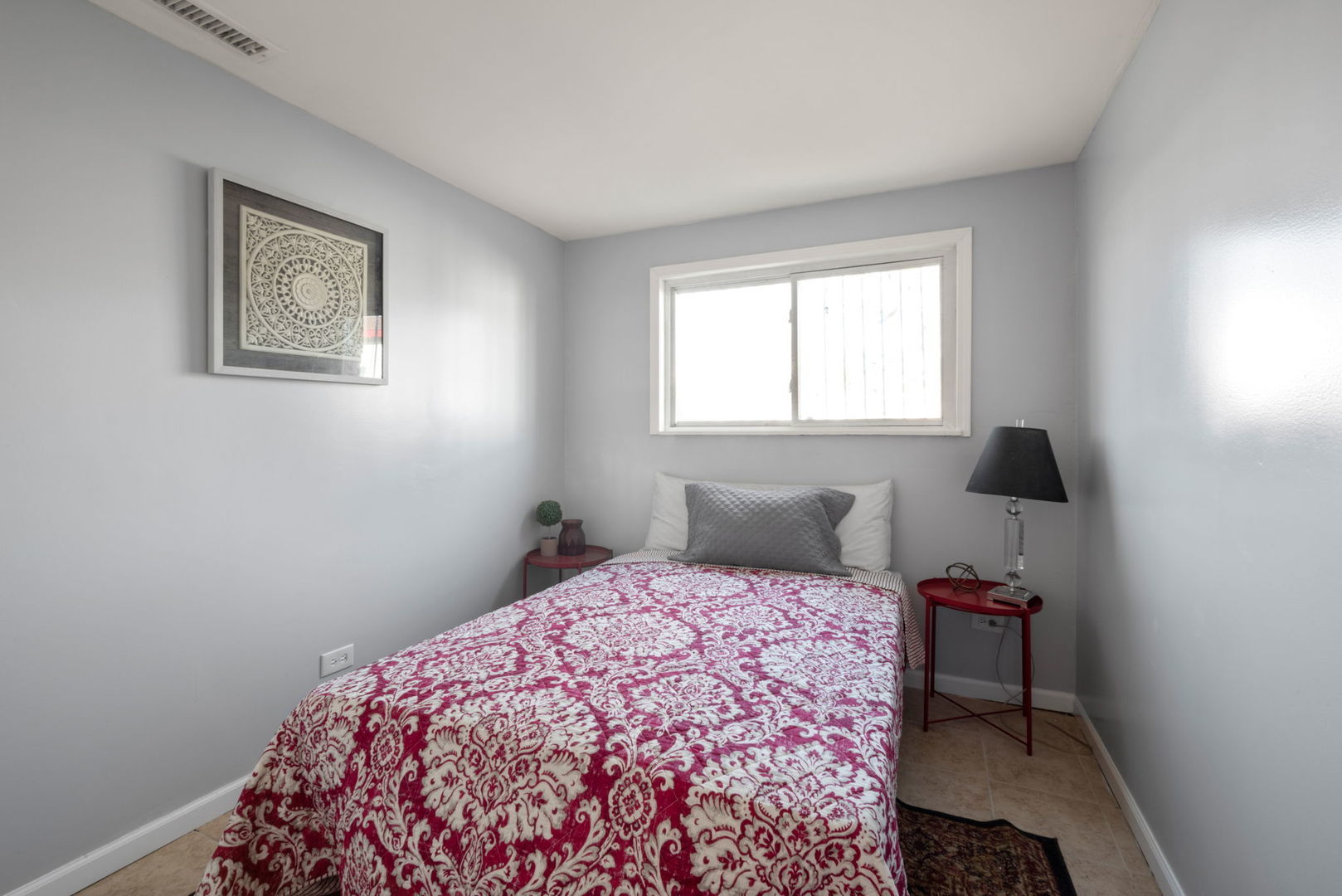 2102 W 73rd Street