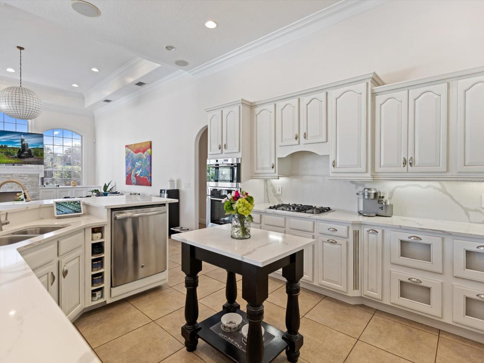 6215 Blakeford Drive