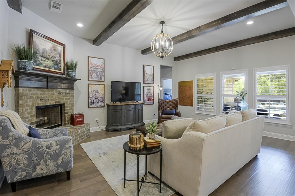 3806 Pine Valley Lane