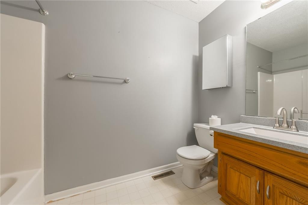 10700 N Holmes Street