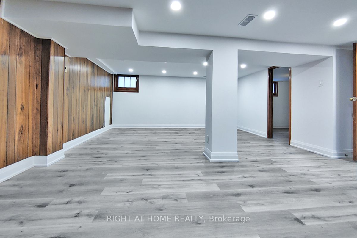 108 Hendon Ave Lower