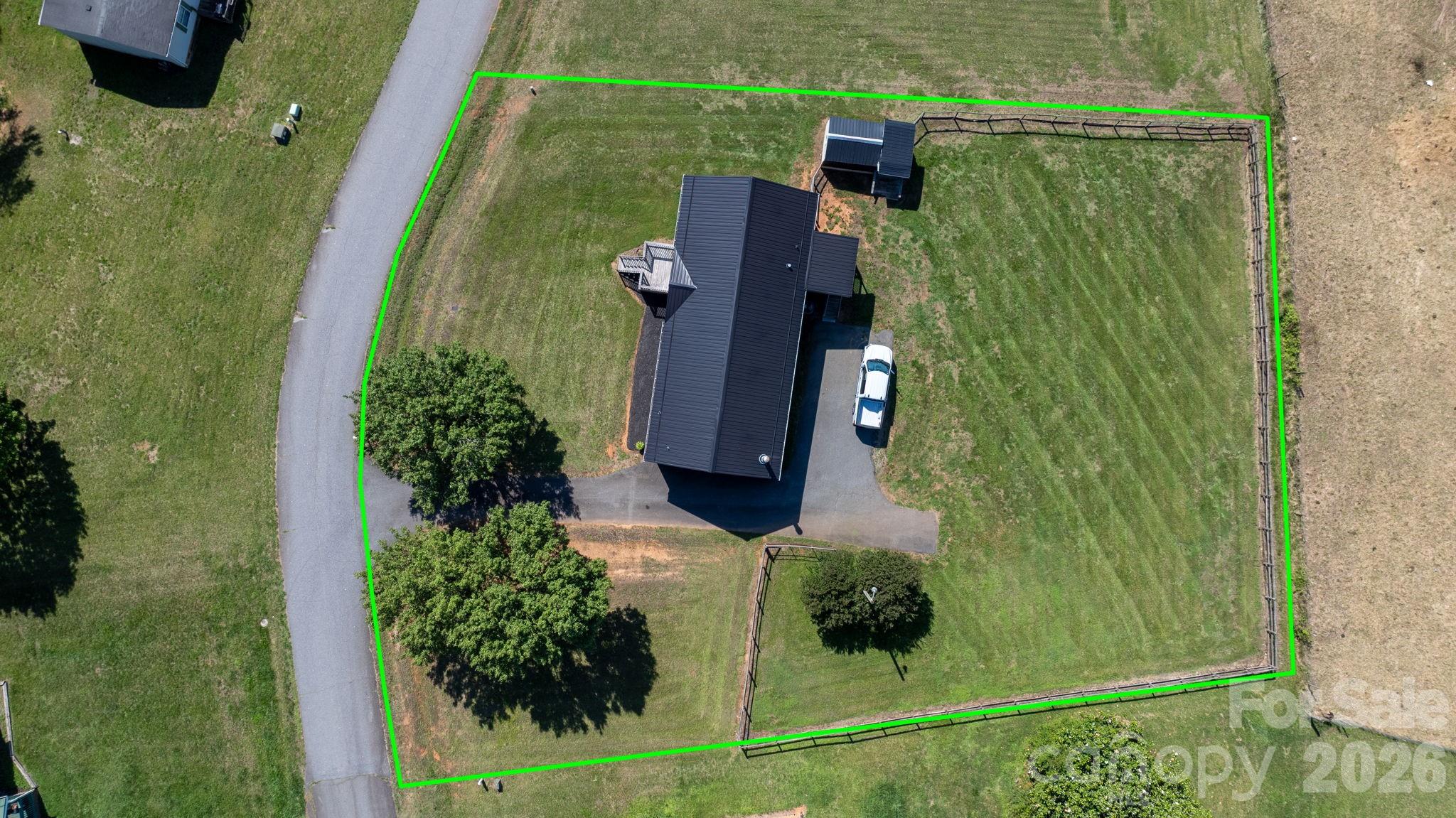 3015 Farm Pond Lane