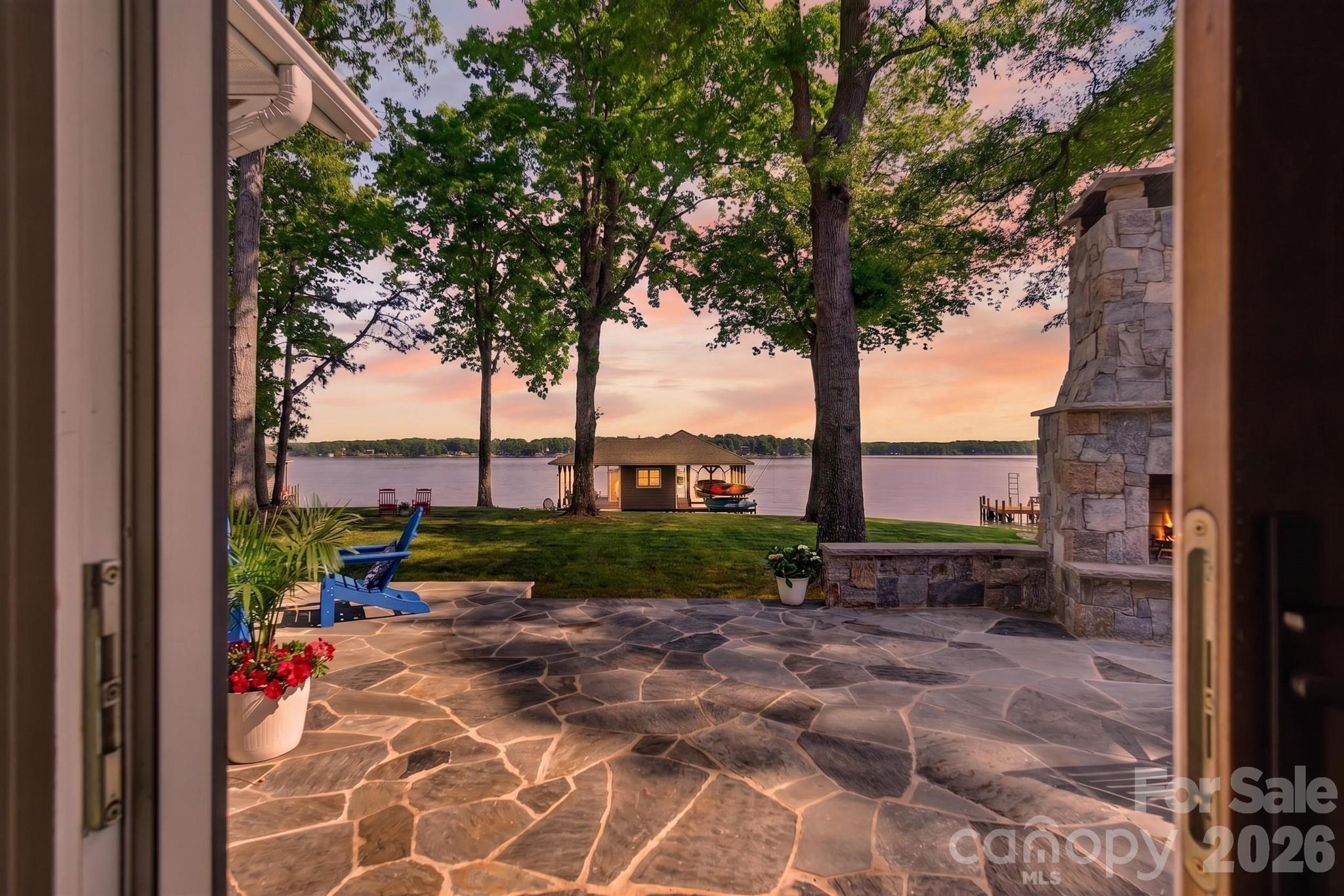 10959 Willow Oak Road