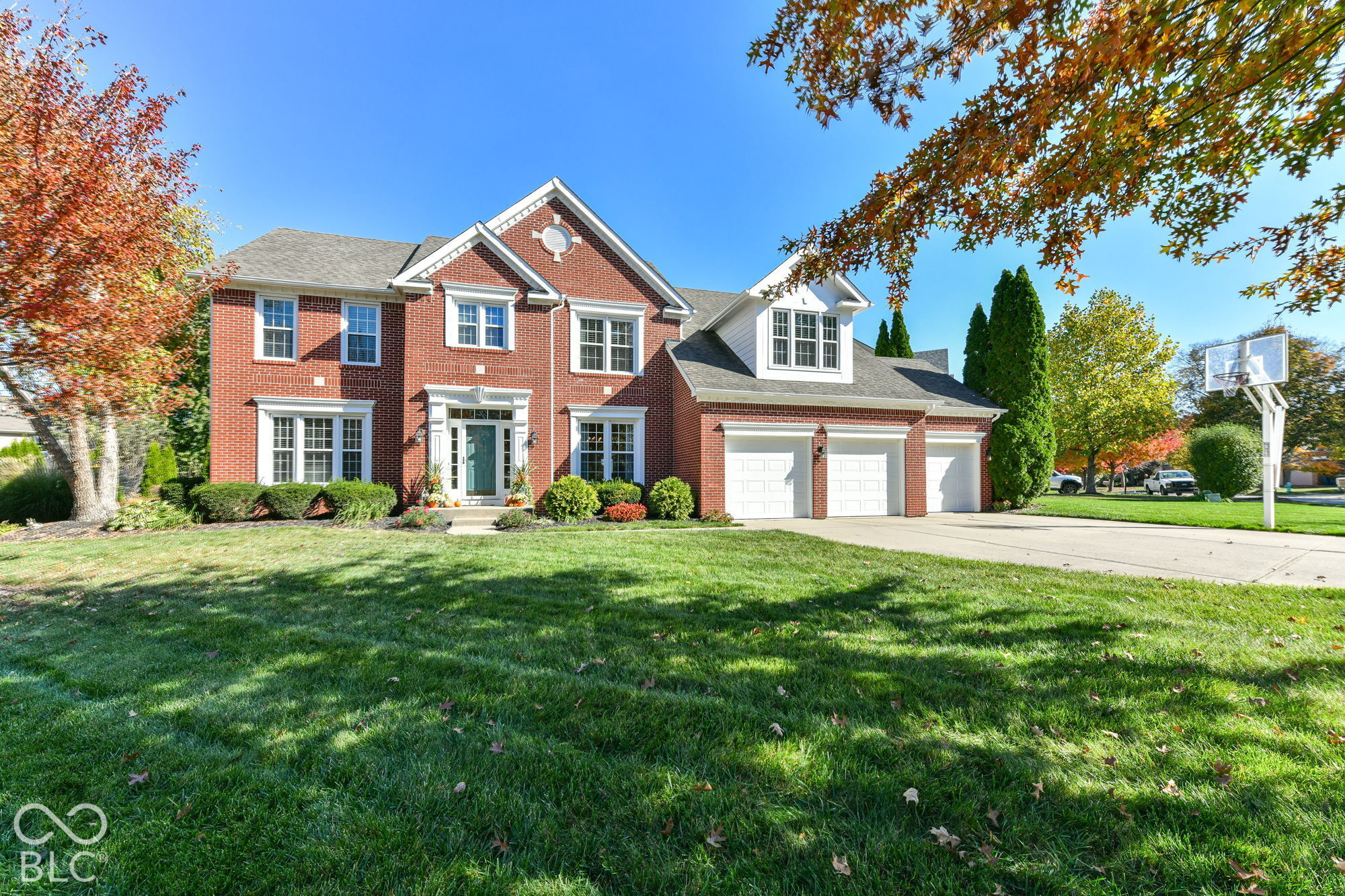 10700 Woodmont Lane