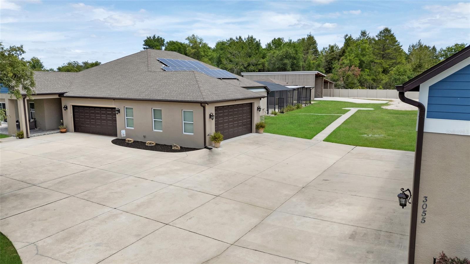 3055 Wolf Branch Rd