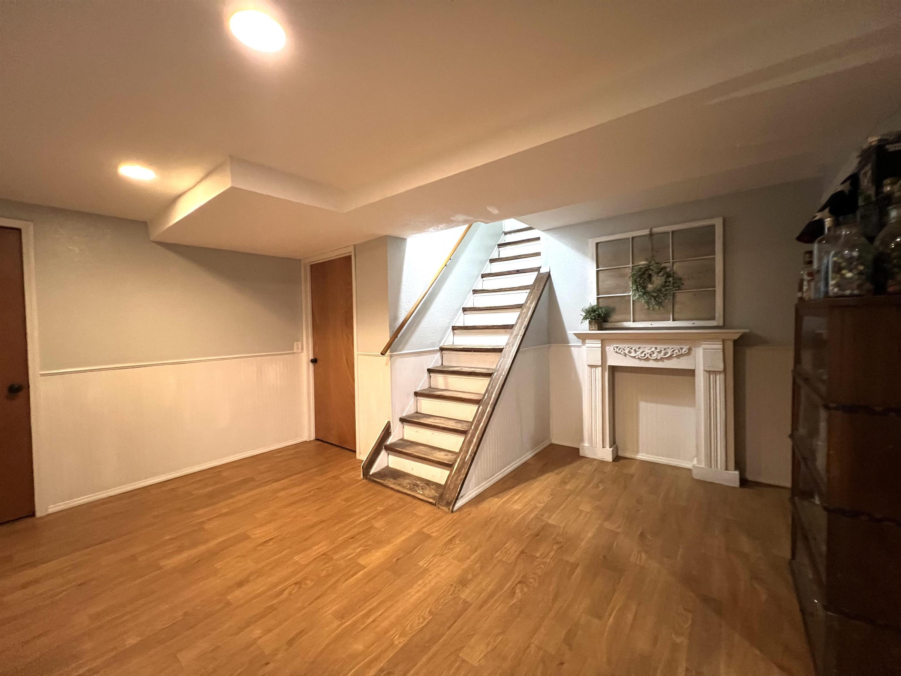 1825 N 9th