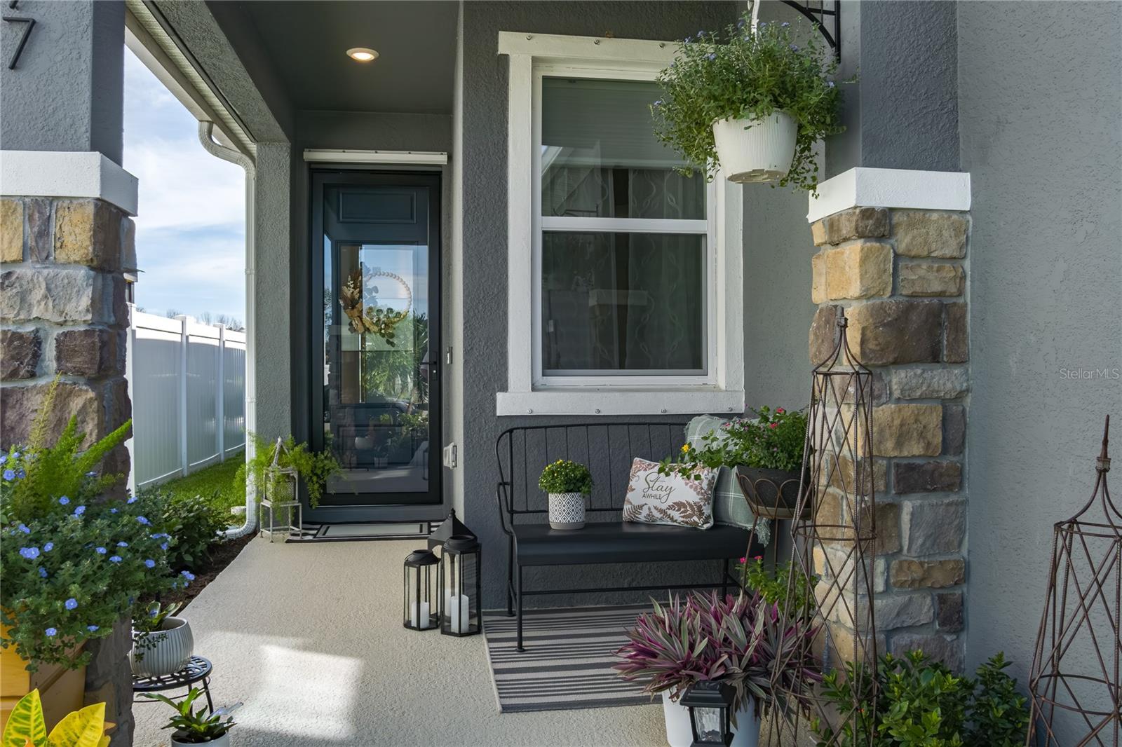 9577 Sandy Bluffs Circle