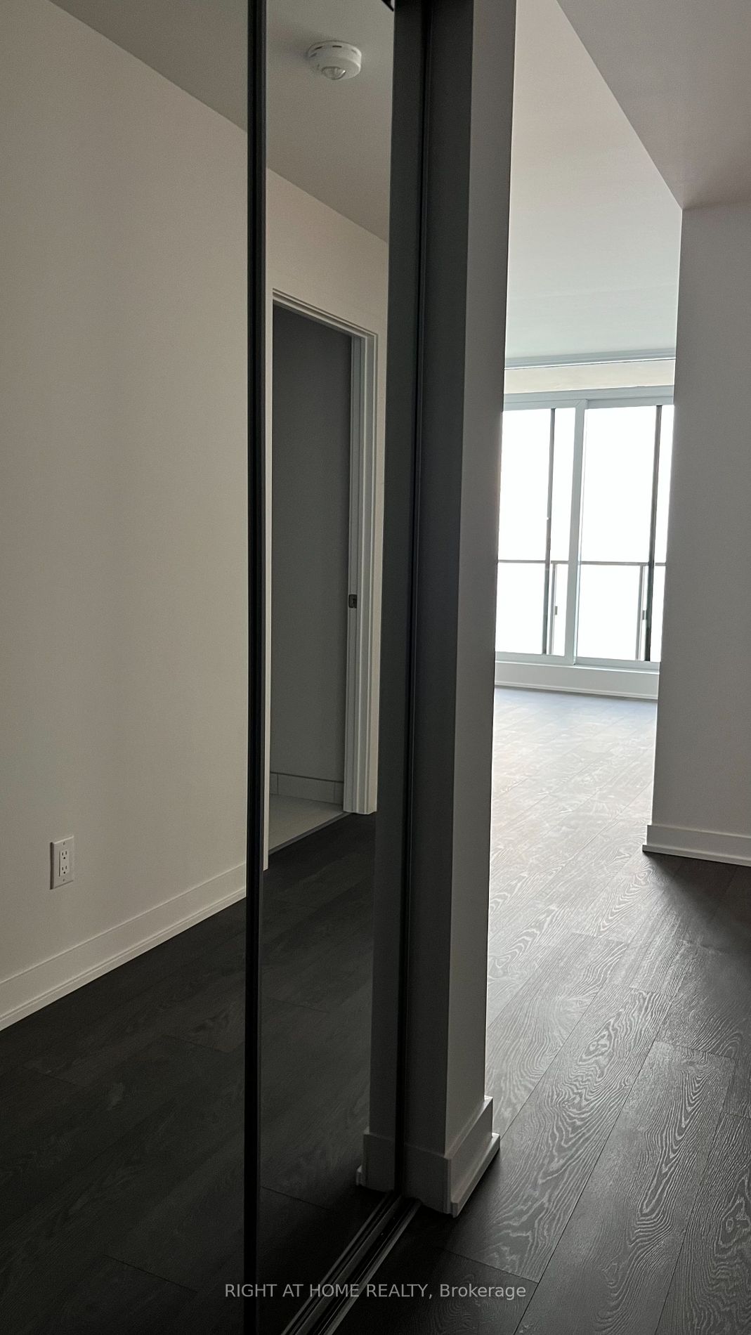 1928 W Lakeshore Blvd 3308