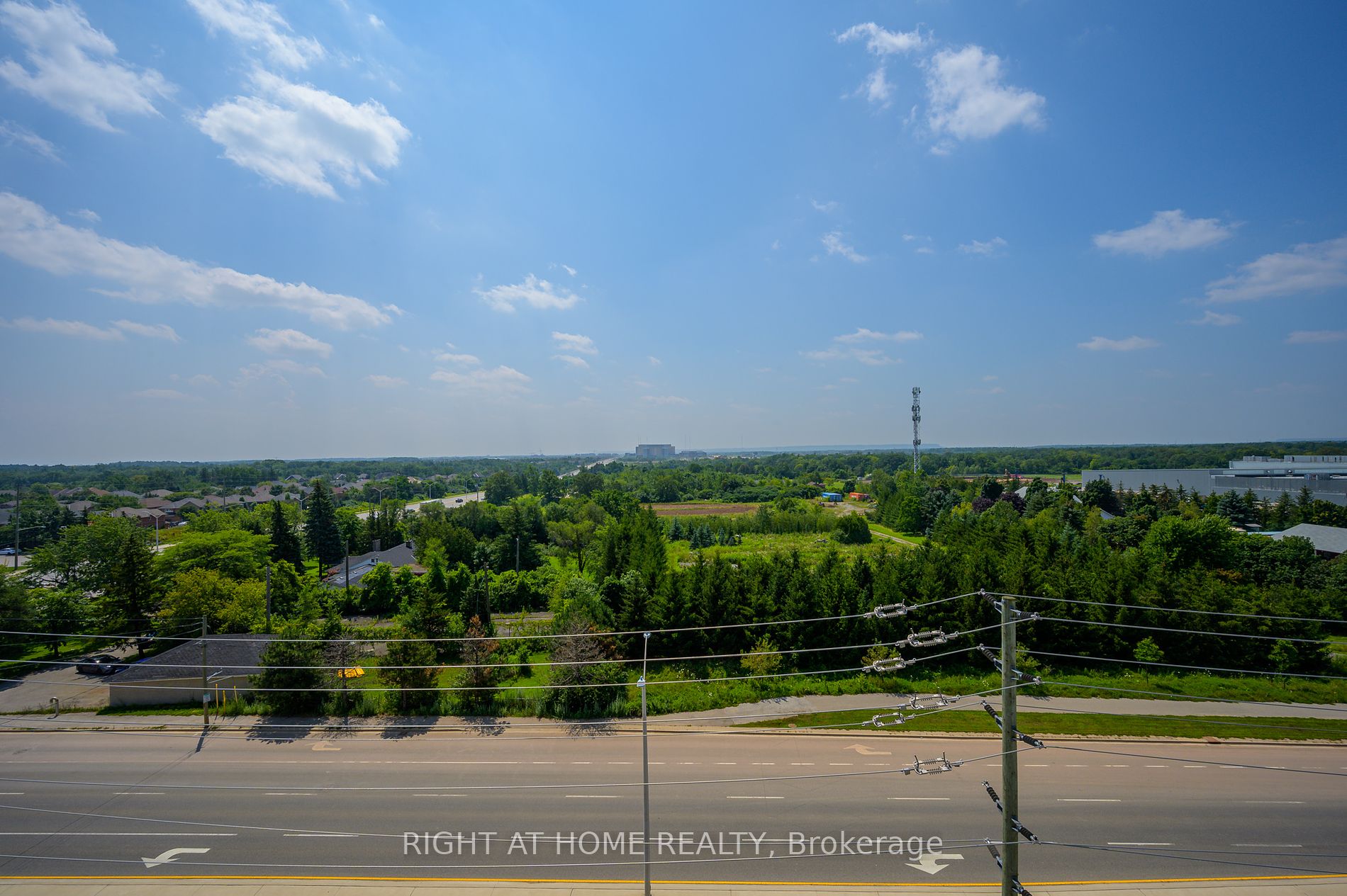 509 W Dundas St 605