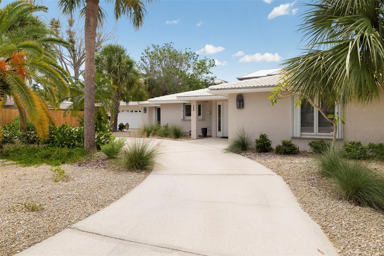 708 Garfield Drive, Sarasota, FL