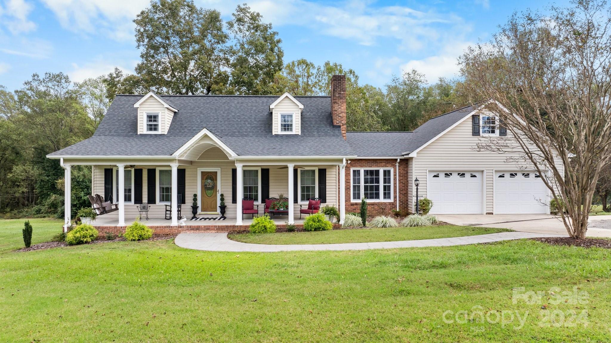 2461 Walt Arney Road