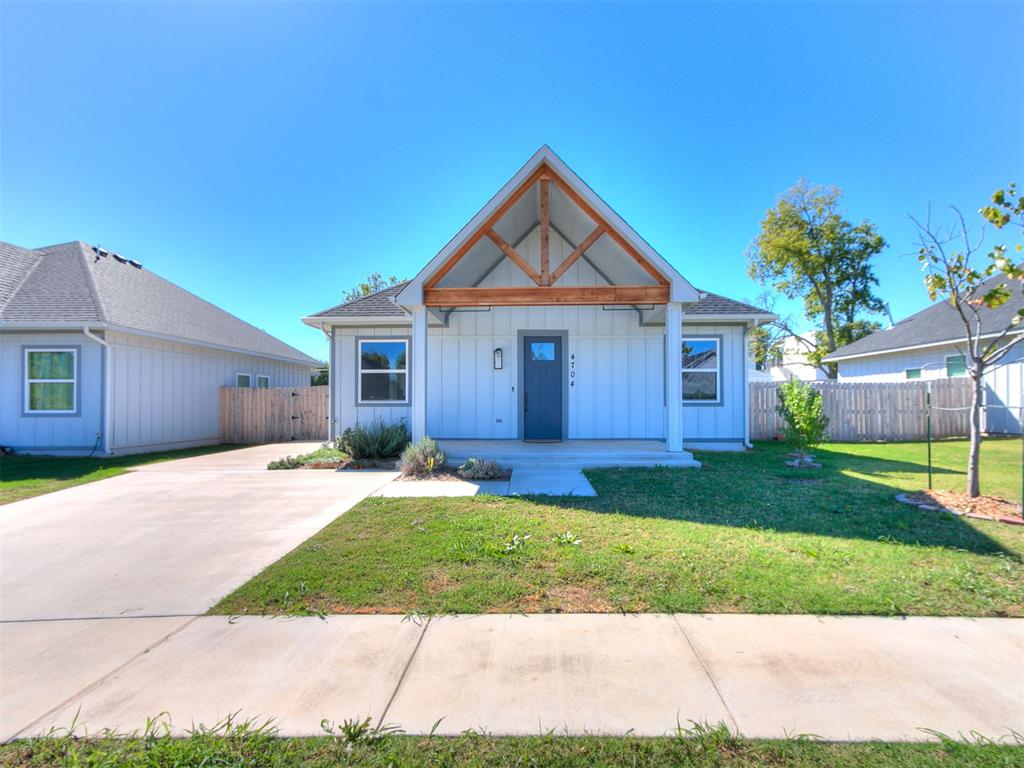 SELLER FINANCING REQUIRED!! This 3-bedroom, 2-bath home offers 1,184 sq feet of living space and is a gardeners dream HOME!!!  The functional floor plan provides comfortable living with convenient access to nearby amenities.  Offered at $239,000 with $16,000 down.  Monthly payment is $2,100, including taxes and insurance.  Buyer must meet the seller's established financing terms and requirements.  Contact the listing broker for complete financing details.