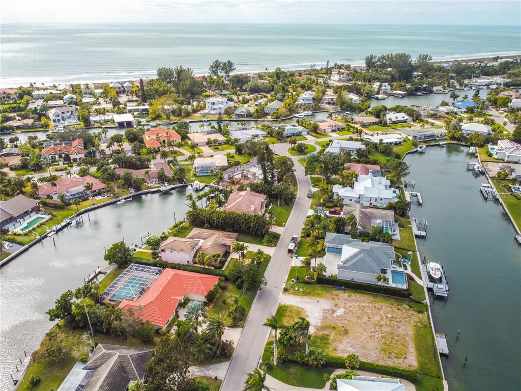 700 Old Compass Road