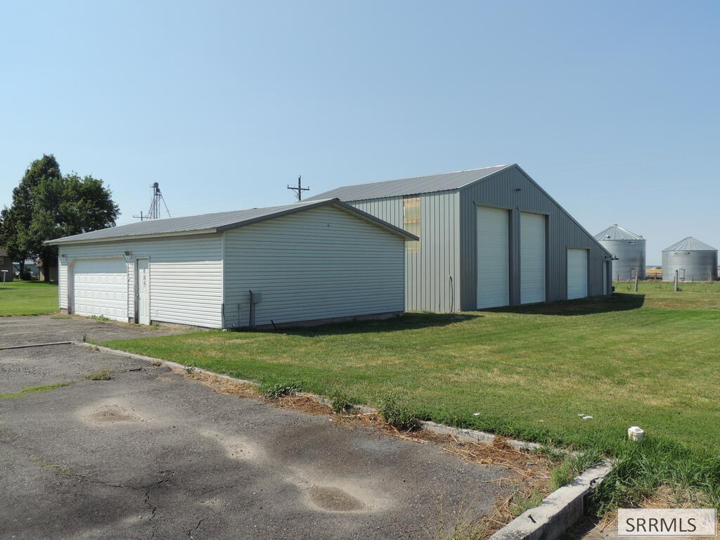 685 Main Street